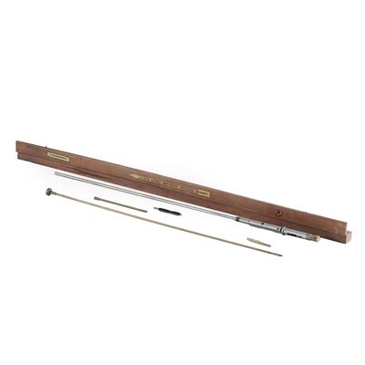 Scatola in Legno Contenete Kit Pulizia