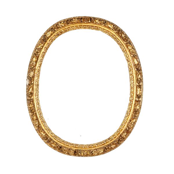 Cornice intagliata e dorata. Italia XVIII-XIX secolo