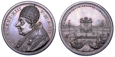 Stato Pontificio. Clemente XIII (carlo Rezzonico), 1758-1769. Medaglia Annuale in Argento 1761/a....