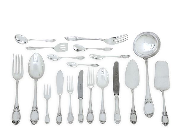 Servizio di posate. Argenteria italiana del XX secolo