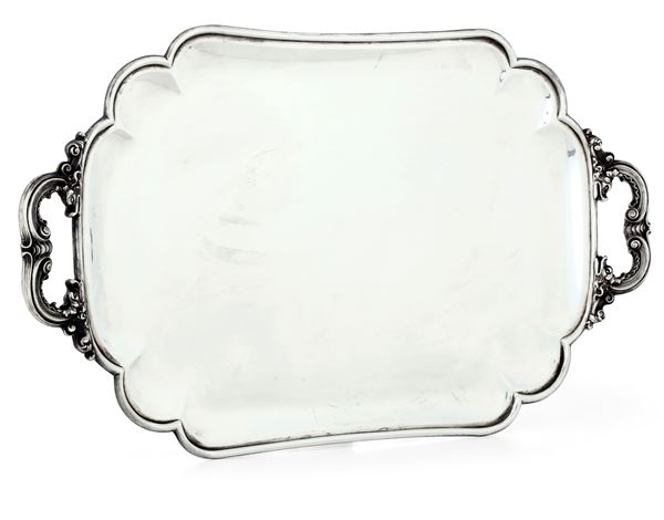 Grande vassoio biansato. Argenteria italiana del XX secolo, marchi in uso dal 1935 al 1945