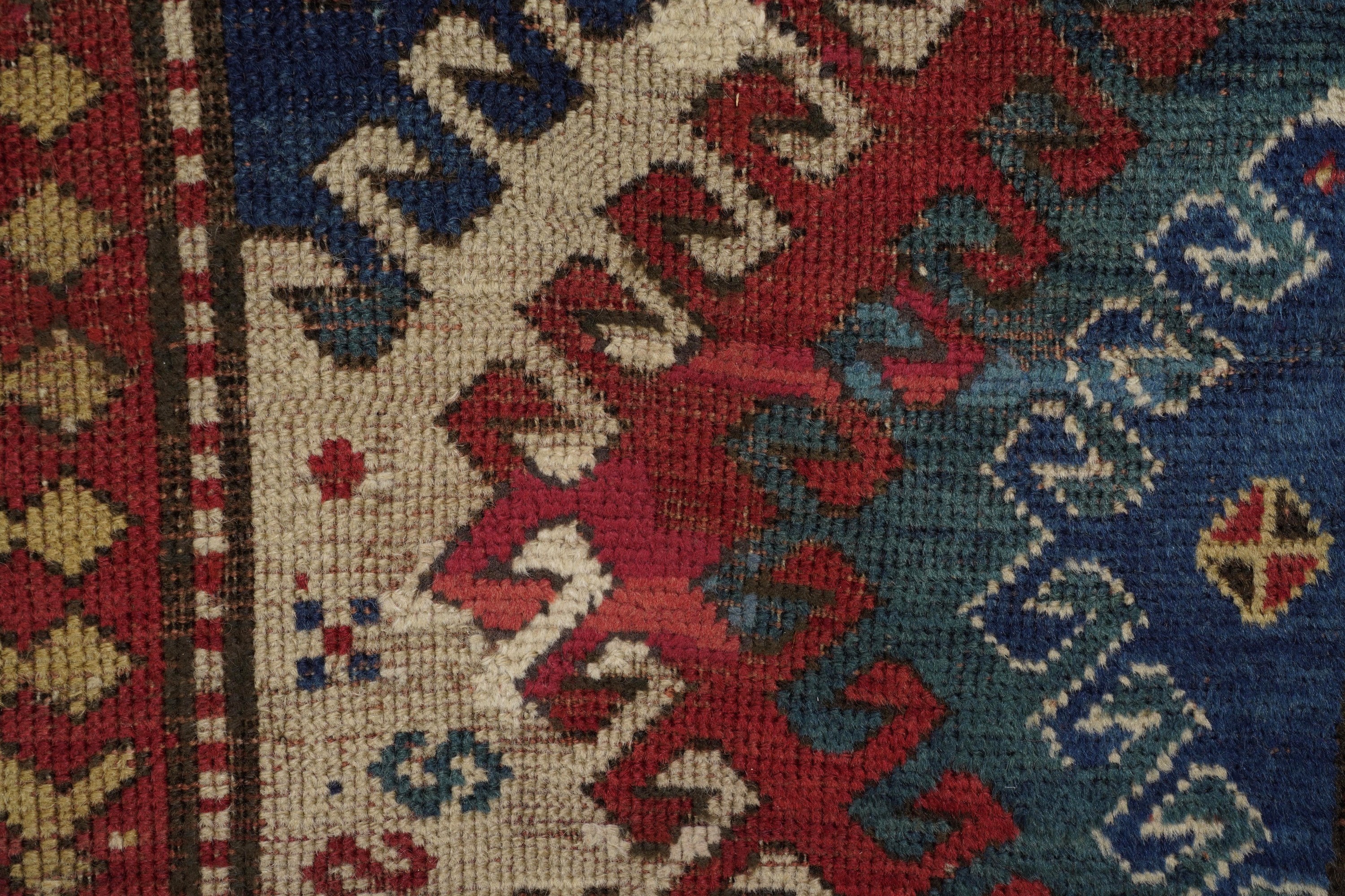 Tappeto Kazak, Caucaso, seconda metà XIX secolo, cm 151x190