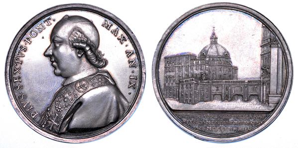 STATO PONTIFICIO. PIO VI (Giannangelo Braschi), 1775-1799. Medaglia annuale in argento 1783/A. IX. La nuova Sacrestia Vaticana in San Pietro.