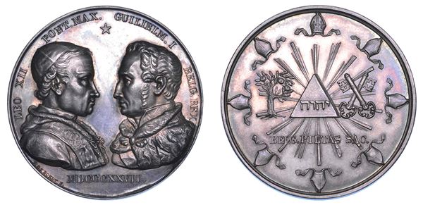 STATO PONTIFICIO. LEONE XII (Annibale Sermattei della Genga), 1823-1829. Medaglia in argento 1827 (A. IV). Concordato tra la Santa Sede ed il Belgio.