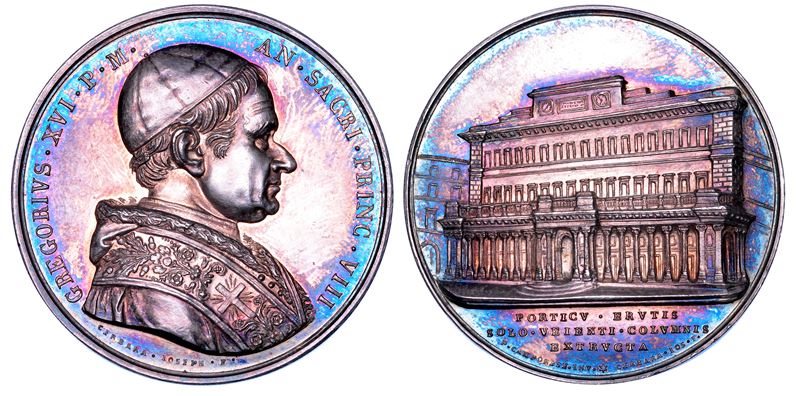 STATO PONTIFICIO. GREGORIO XVI (Bartolomeo Alberto Cappellari), 1831-1846. Medaglia annuale in argento 1838/A. VIII. Completamento della facciata del palazzo delle Poste pontificie.  - Auction Numismatics - Medals and popes - II - Cambi Casa d'Aste
