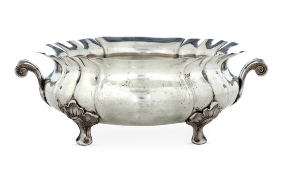 Centrotavola. Argenteria milanese del XX secolo. Argentiere Agliani