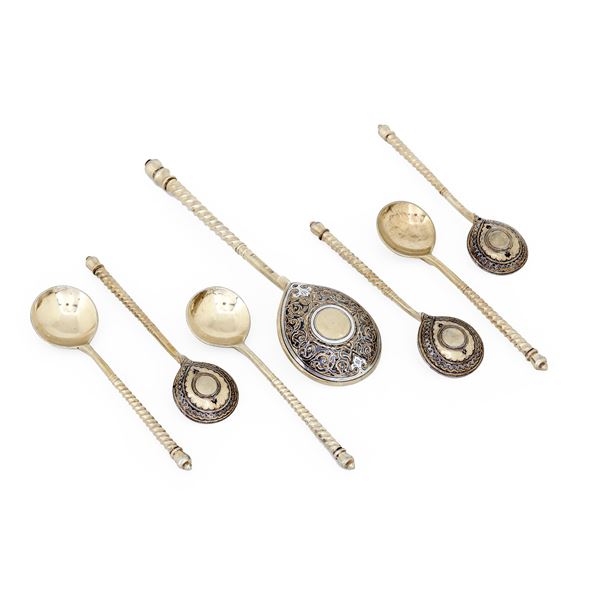 Set di sette cucchiai. Mosca, 1870