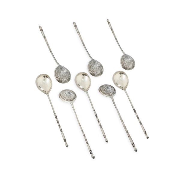 Set di dodici cucchiaini. Mosca, XIX secolo