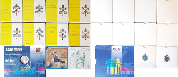 Vaticano 1992-2001: lotto di 11 monete Fior di Conio d’argento, commemorative di eventi e commemorazioni varie, contenute in altrettante confezioni originali. 