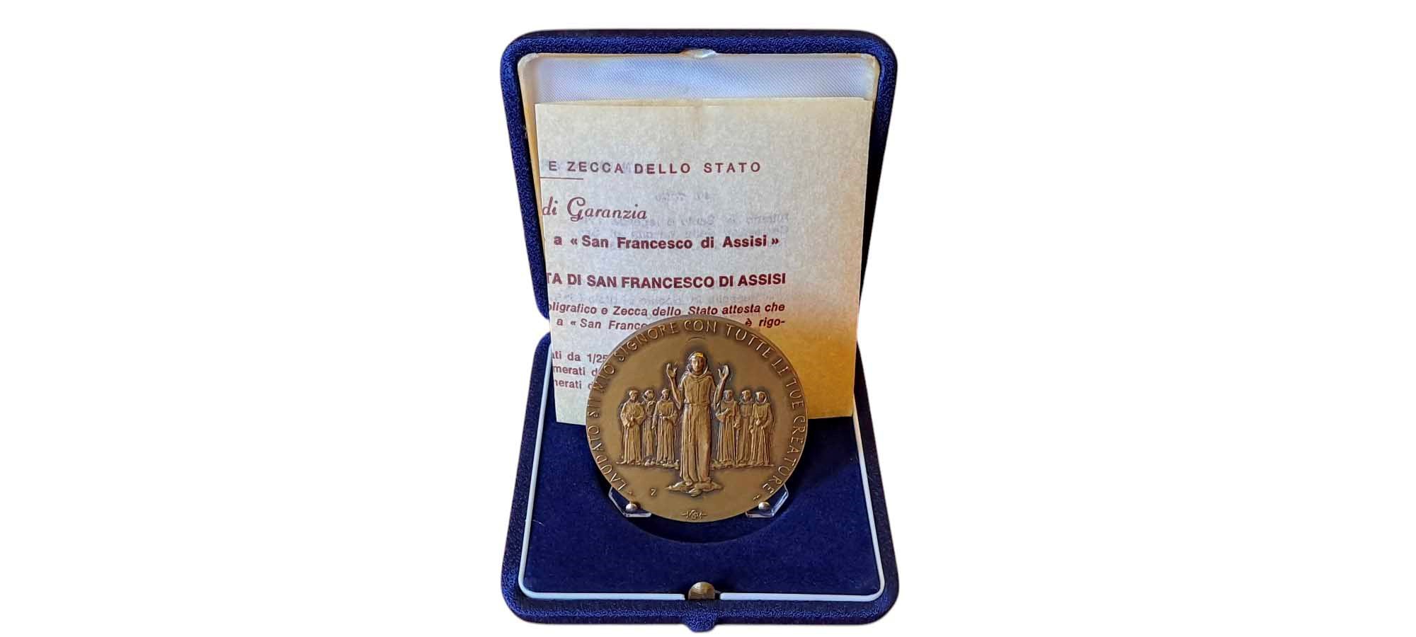 Italia 1982, Medaglia in bronzo (gr. 55)