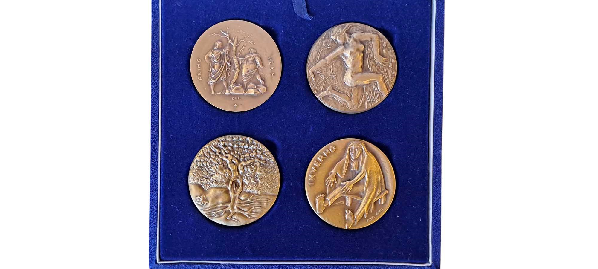 Italia, Set di 4 Medaglie in Bronzo - 'Le Quattro Stagioni', 1979
