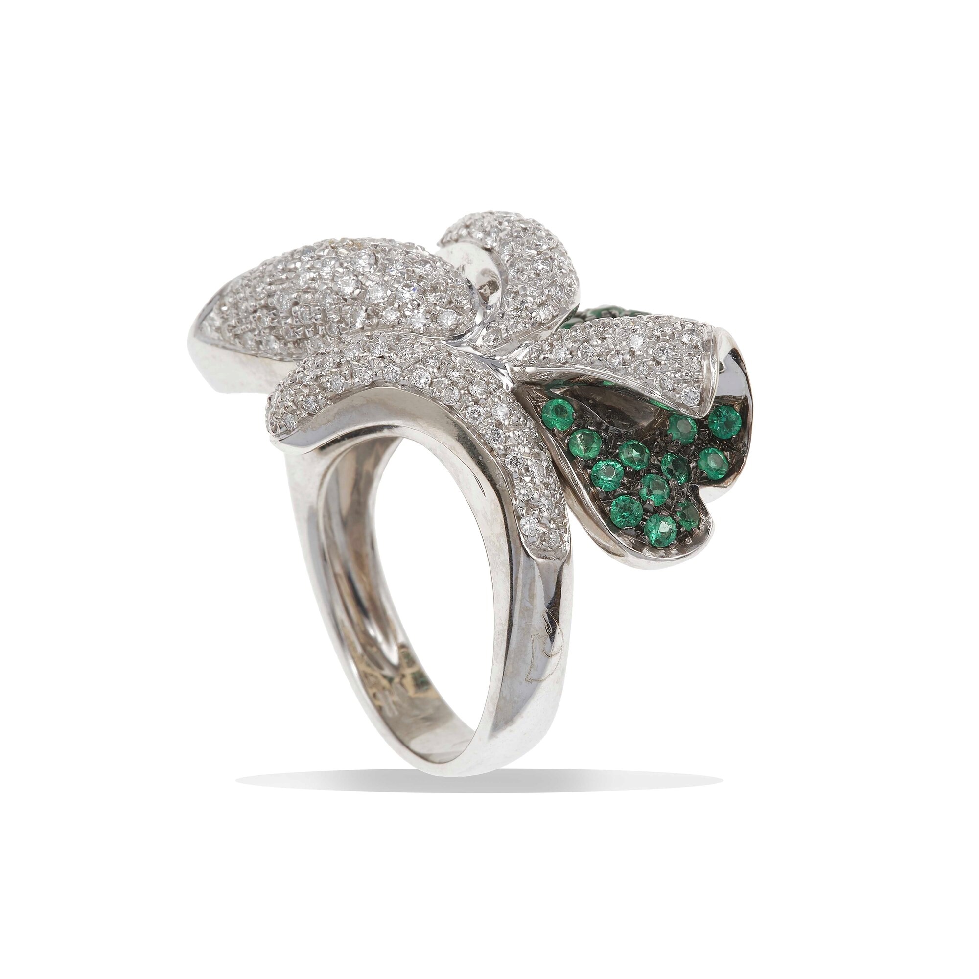 Anello con Pavè di Tsavoriti e Diamanti