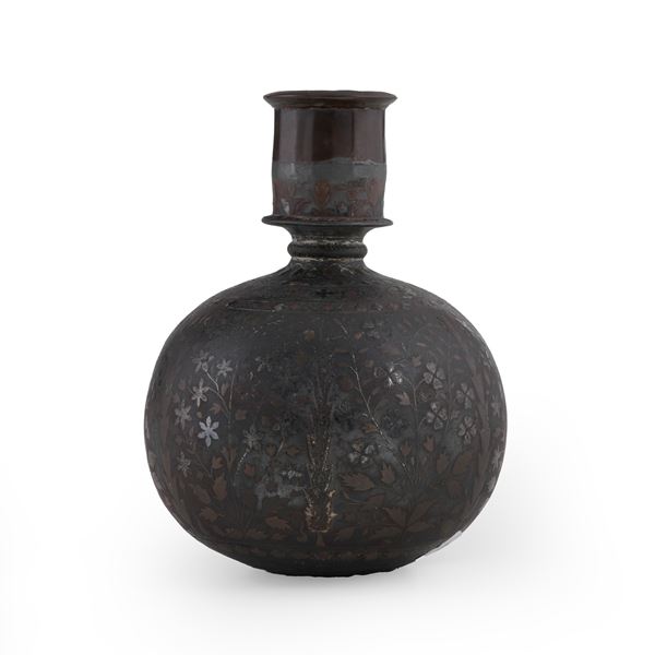 Base di pipa in bronzo. XVII-XVIII secolo