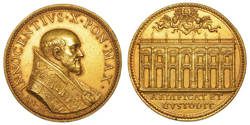 STATO PONTIFICIO. INNOCENZO X (Giovanni Battista Pamphilj), 1644-1655. Medaglia annuale in bronzo dorato A. II. Costruzione del Palazzo Capitolino.  - Auction Numismatics - Medals and popes - II - Cambi Casa d'Aste