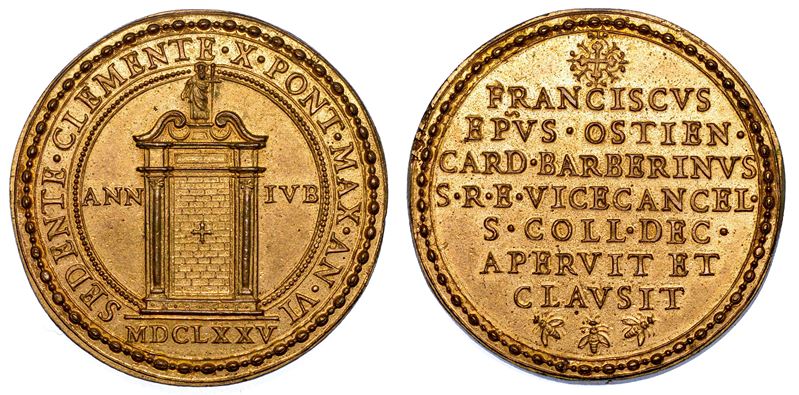 STATO PONTIFICIO. CLEMENTE X (Emilio Altieri),  1670-1676. Medaglia in bronzo dorato 1675/A. VI. A. Jub. Apertura e chiusura della Porta Santa della Basilica Ostiense.  - Auction Numismatics - Medals and popes - II - Cambi Casa d'Aste