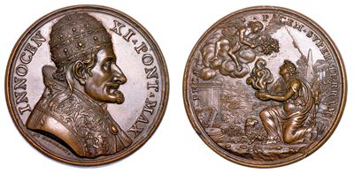 Stato Pontificio. Innocenzo XI (benedetto Odescalchi), 1676-1689. Medaglia in Bronzo 1679 (a. III...