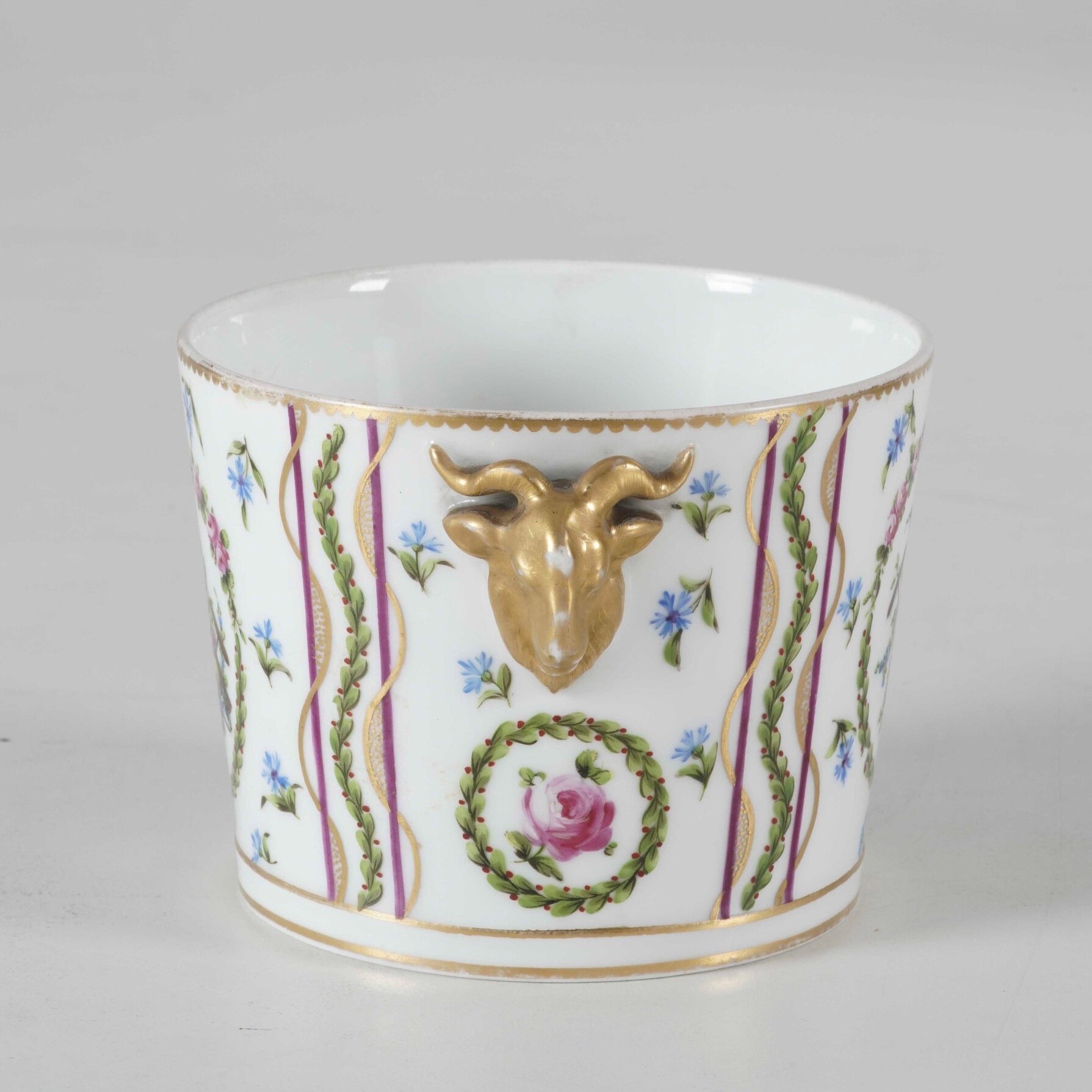 Piccolo Vaso. Parigi, XIX Secolo.