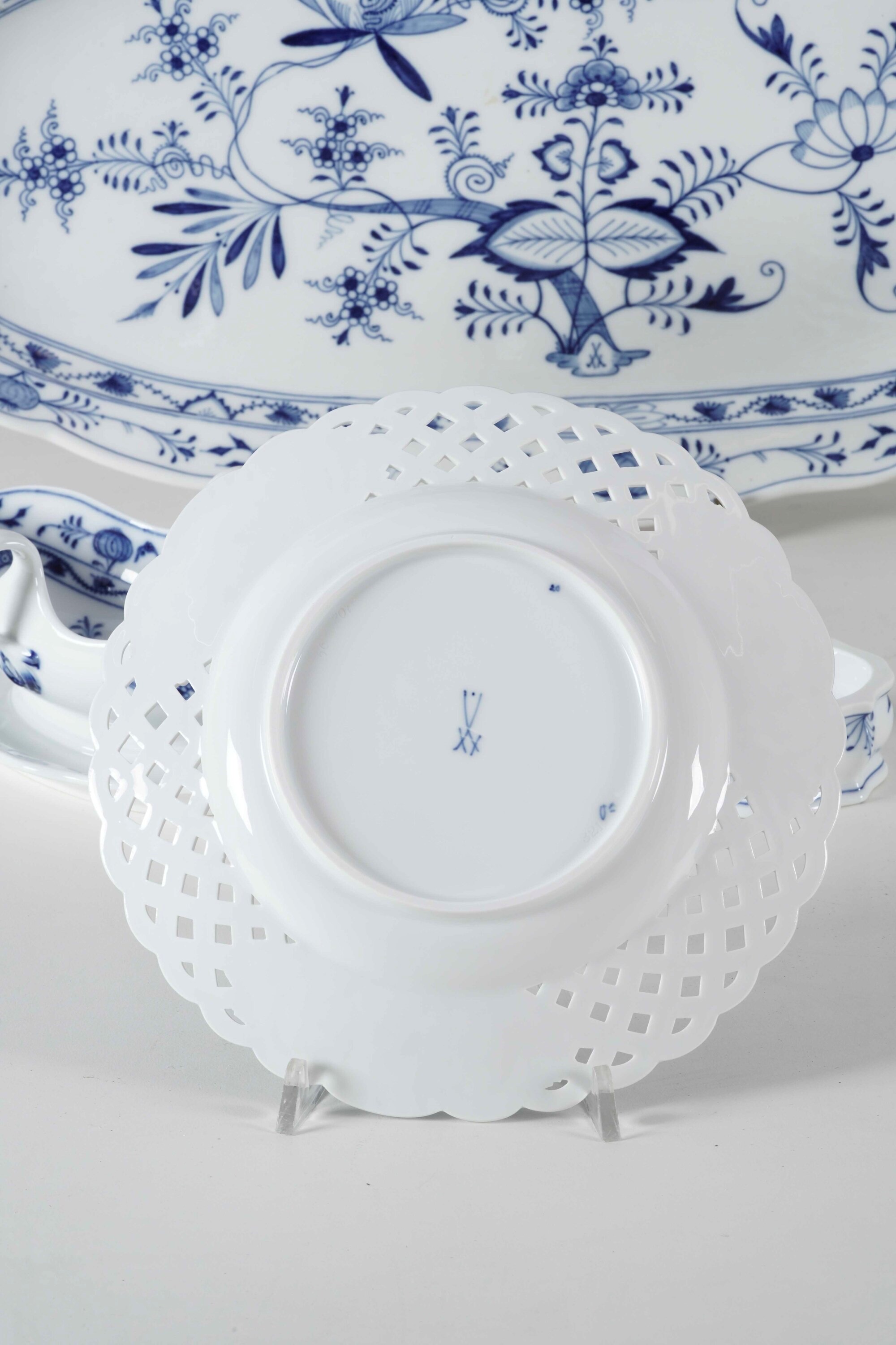 Elementi di Servizio "zwiebelmuster".meissen, XX Secolo.
