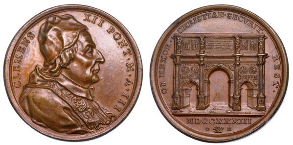 STATO PONTIFICIO. CLEMENTE XII (Lorenzo Corsini), 1730-1740. Medaglia annuale in bronzo 1733/A. III. Arco di Costantino.
