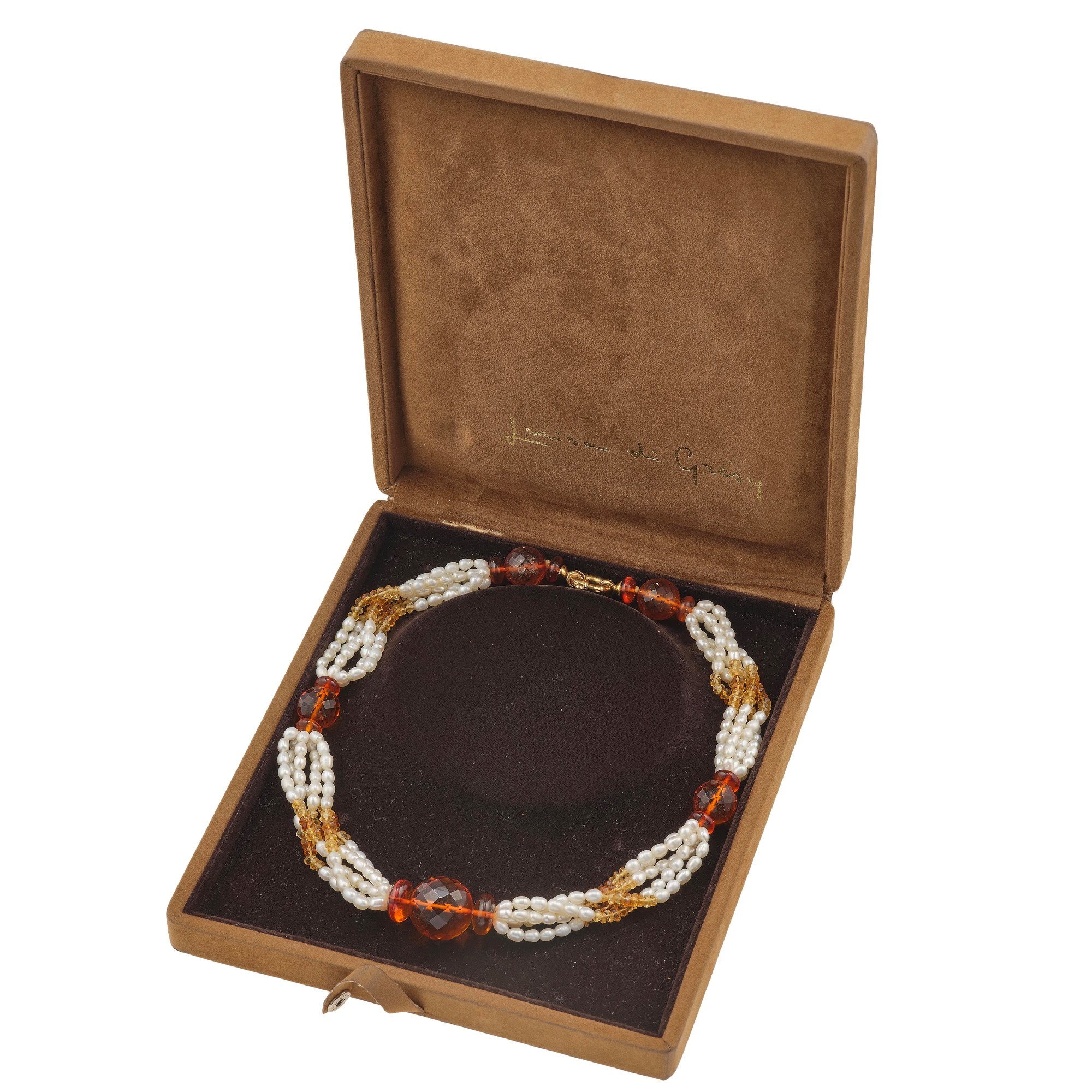 Collana a più fili di perle di fiume e quarzi citrini con inserti in ambra rigenerata, oro giallo...