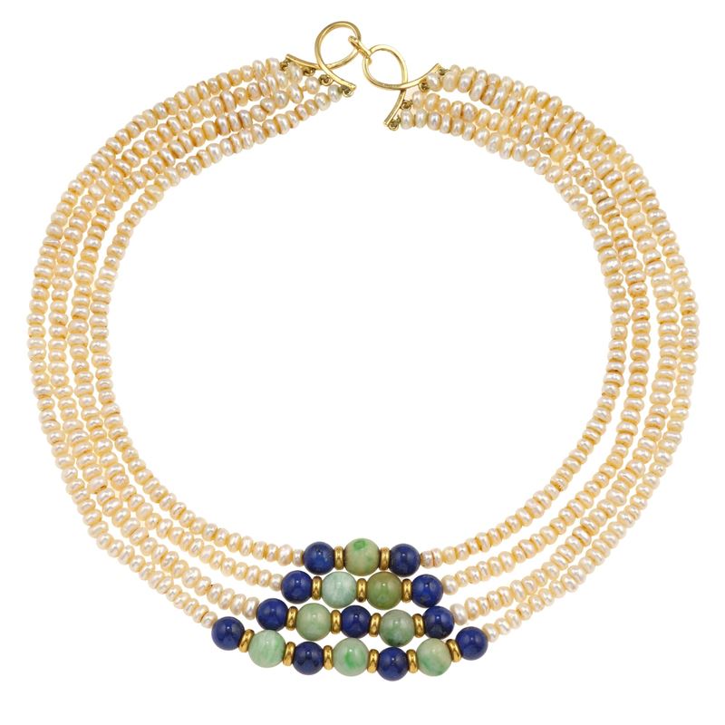 Collana a più fili con perle di fiume, lapislazzuli e giadeite tinta  - Asta Gioielli - Cambi Casa d'Aste
