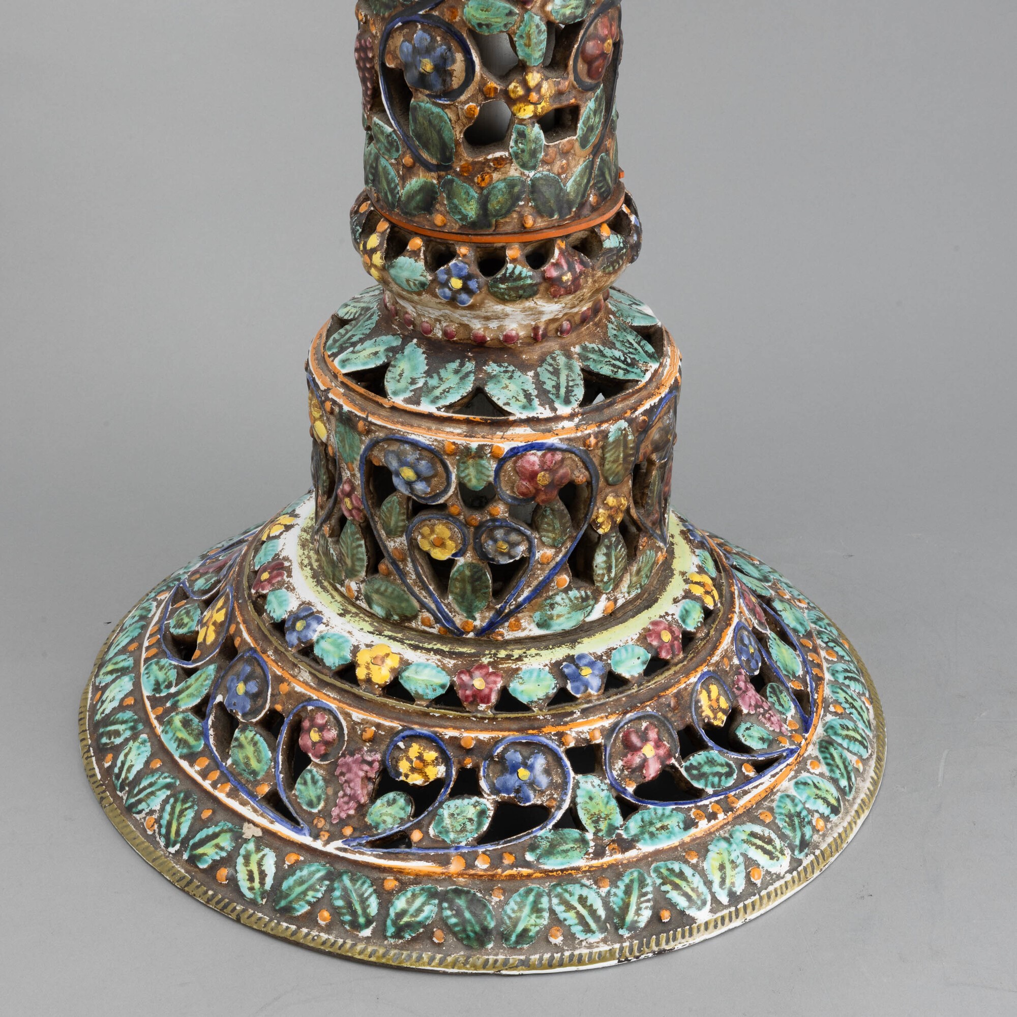 M. da Castelli, Colonna in maiolica policroma, circa 1960