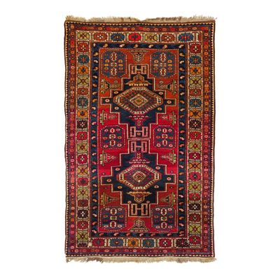 Tappeto Shirvan del Caucaso, inizio XX secolo, campo mattone con due medaglioni blu, cm 189x119