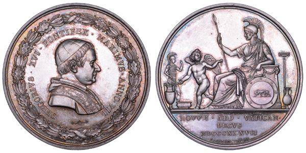 STATO PONTIFICIO. GREGORIO XVI (Bartolomeo Alberto Cappellari), 1831-1846. Medaglia in argento 1837/A. VII. Inaugurazione del Museo Gregoriano Etrusco.
