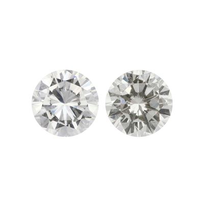 Coppia di Diamanti Taglio Brillante di Ct 2.16 e 2.13, Colore N e J, Caratteristiche Interne Vs1,...