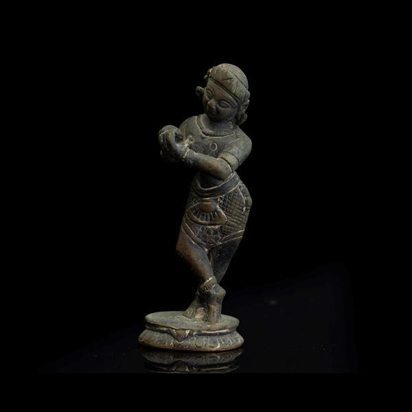 Figura di Krishna in bronzo, India, XIX secolo