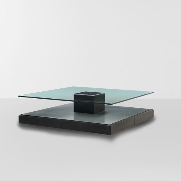 Tavolo basso mod. T 147