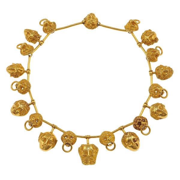 Gold necklace. Signed E. Serafini