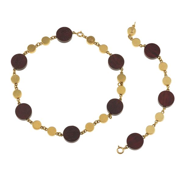 Wood and gold demi-parure. Signed Cardi, Milano