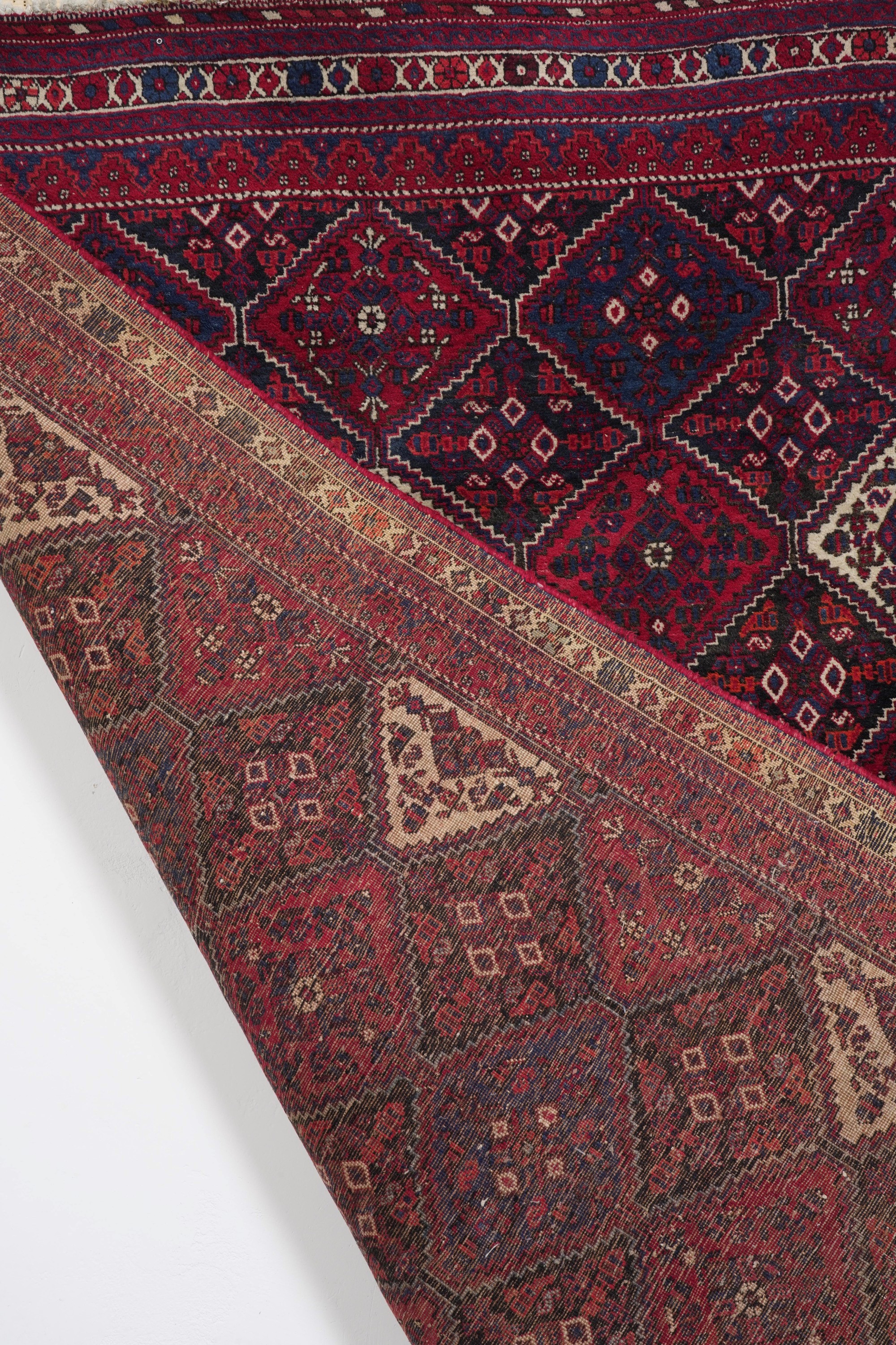 Tappeto sud Persia, metà XX secolo, cm 220x170
