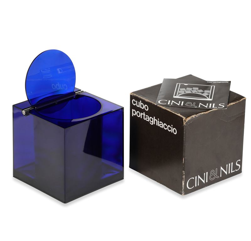 Cubo portaghiaccio. Italia, Studio O.P.I., 1970-1979. Designer Cini & Nils.  - Asta Arredi per la Tavola - Cambi Casa d'Aste
