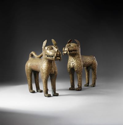 Regno del Benin, Coppia di leopardi in bronzo