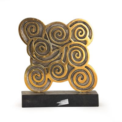 Scultura in bronzo dorato