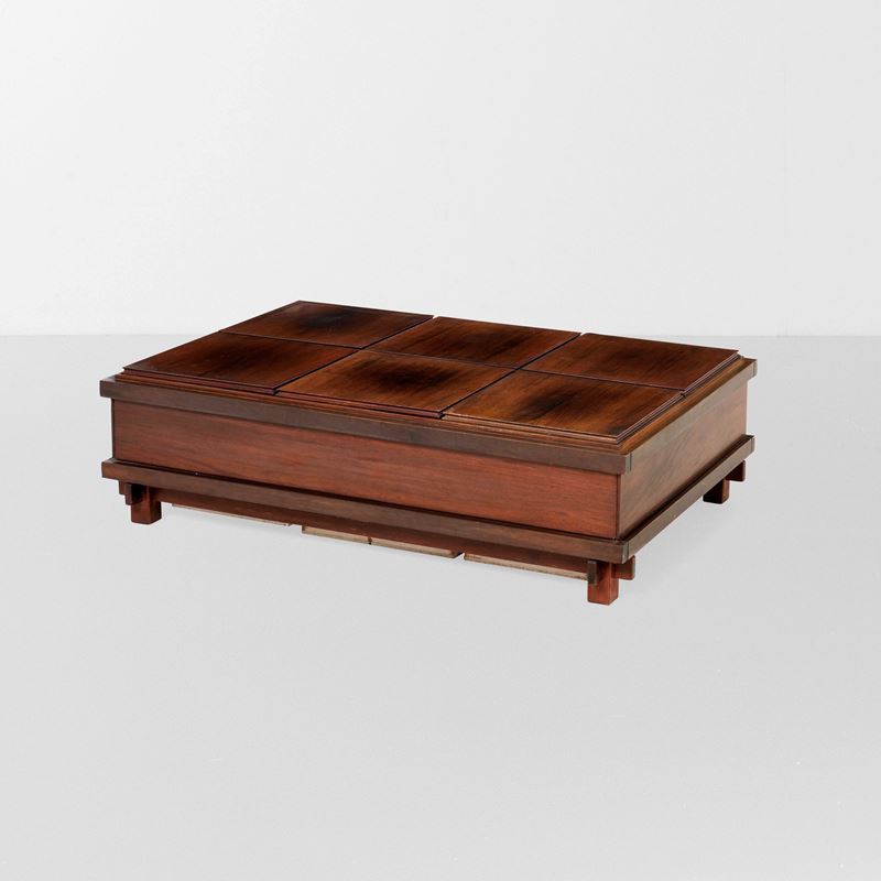 Tavolo basso con vani contenitori  - Asta Design - Cambi Casa d'Aste