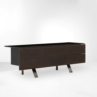 Italia, Mobile contenitore in legno laccato con struttura e cassetti, stile industriale-art déco ...
