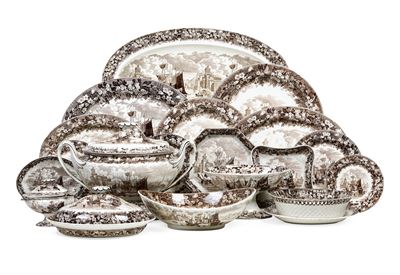 Antico Servizio da Tavola “ferrara Brown” Inghilterra, Manifattura di Wedgwood, Ultimo Quarto del...