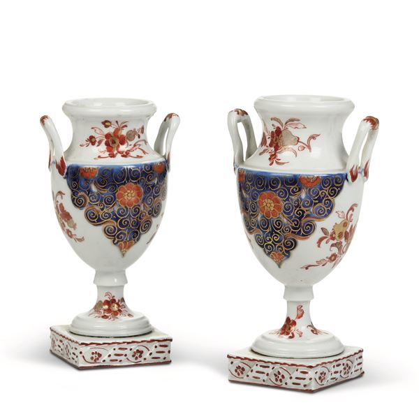 Coppia di piccoli vasi Venezia, Manifattura Cozzi, 1770 circa