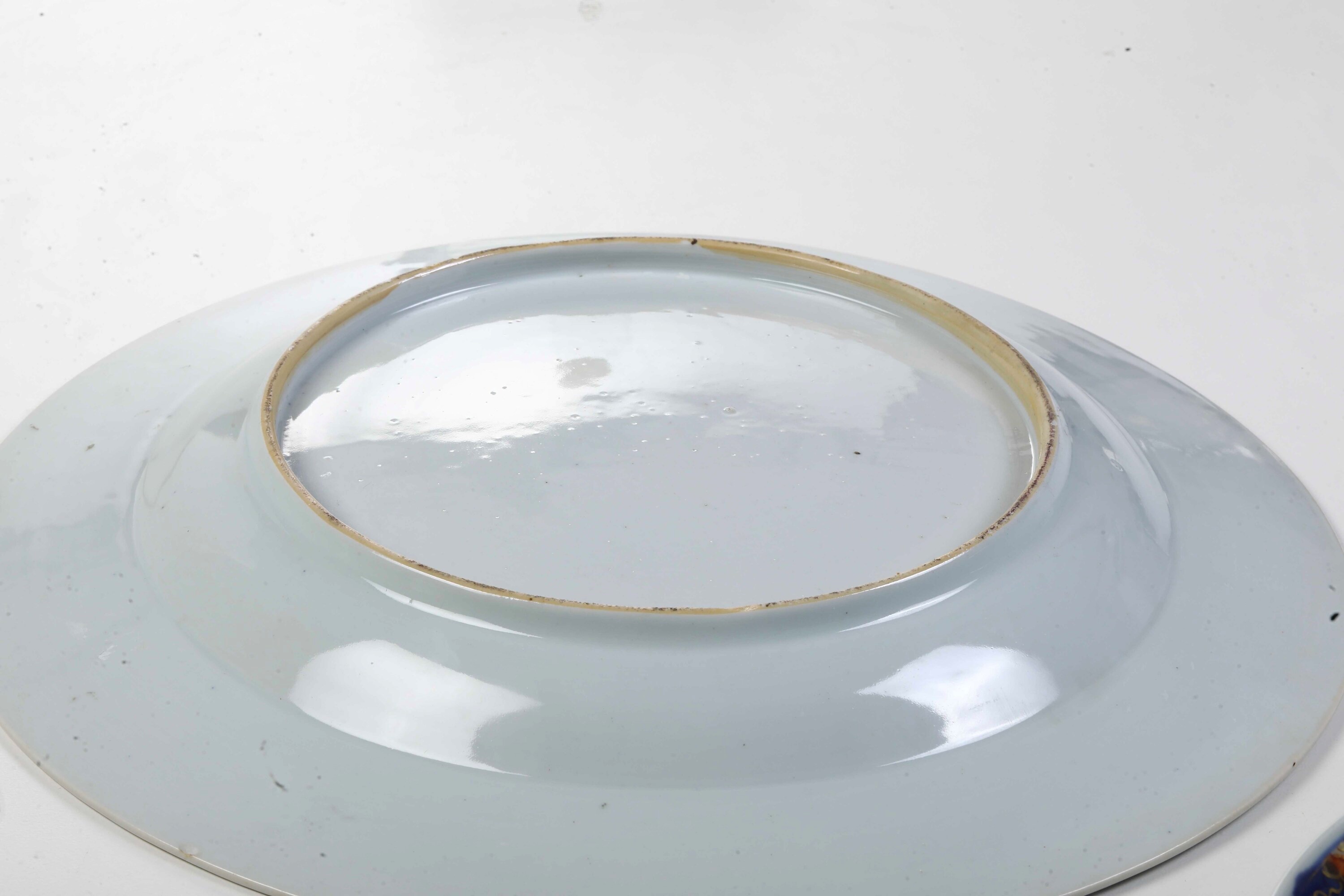 Cina, Set di quattro piatti in porcellana stile Imari, Dinastia Qing, epoca Qianlong (1736-1796)