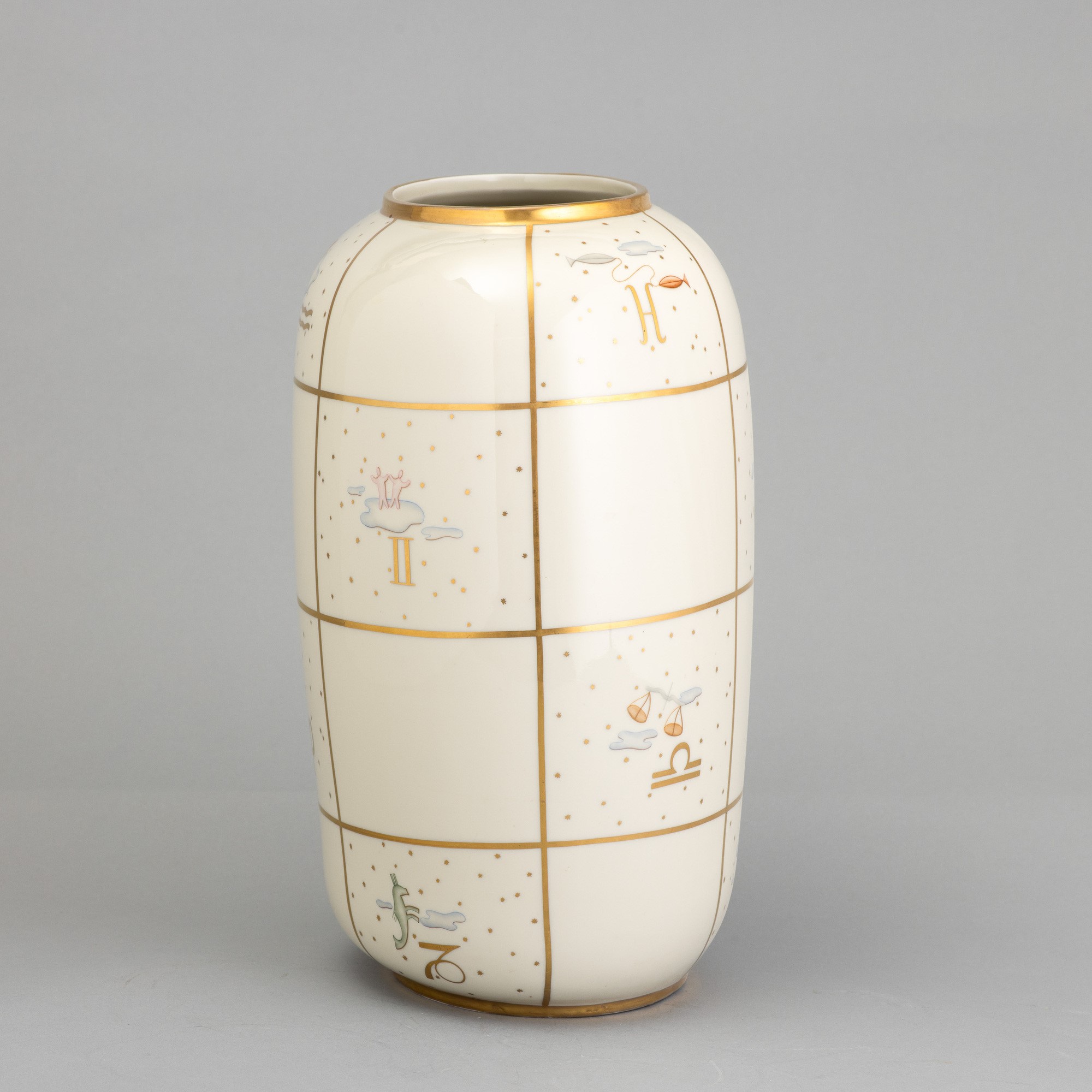 Guido Andloviz - Vaso ovale in porcellana con decoro zodiacale