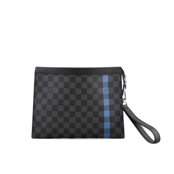 Louis Vuitton, Pochette Voyage