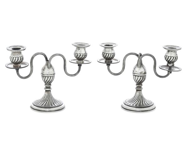 Coppia di doppieri. Argenteria italiana della prima metà del XX secolo