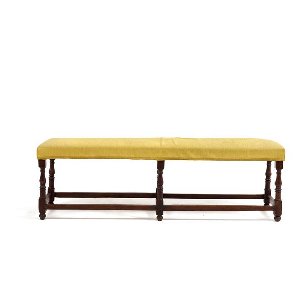 Panchetti in noce. Italia centrale, XVIII secolo