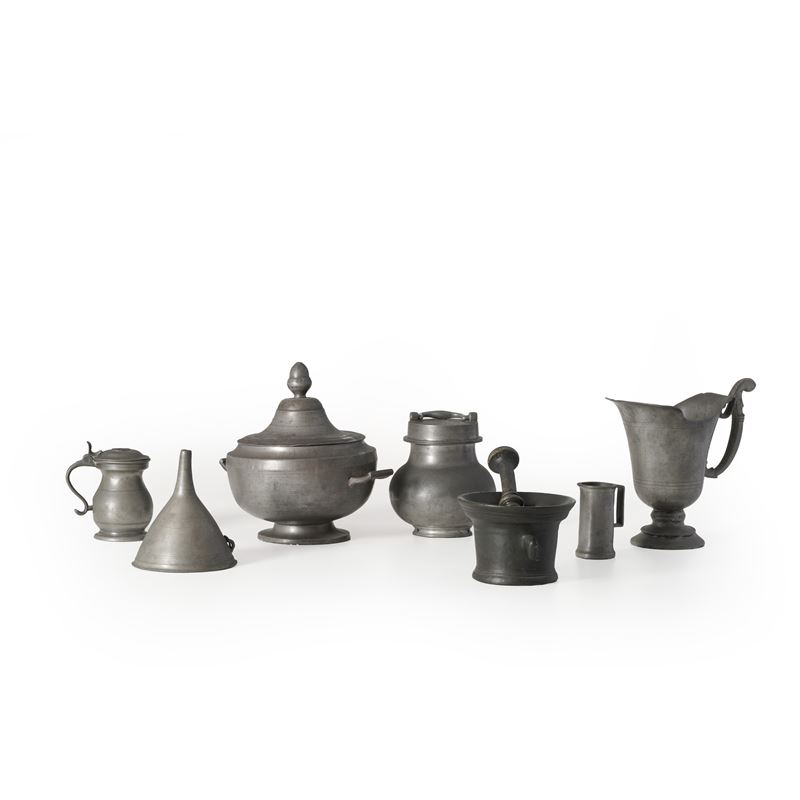 Lotto di sette peltri  - Auction Antiques - Cambi Casa d'Aste