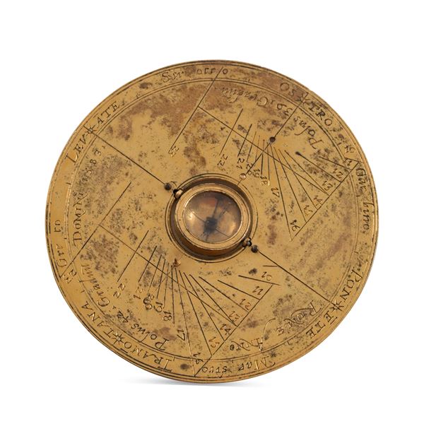 Orologio solare orizzontale in ottone. Datato Romae Anno Domini 1583
