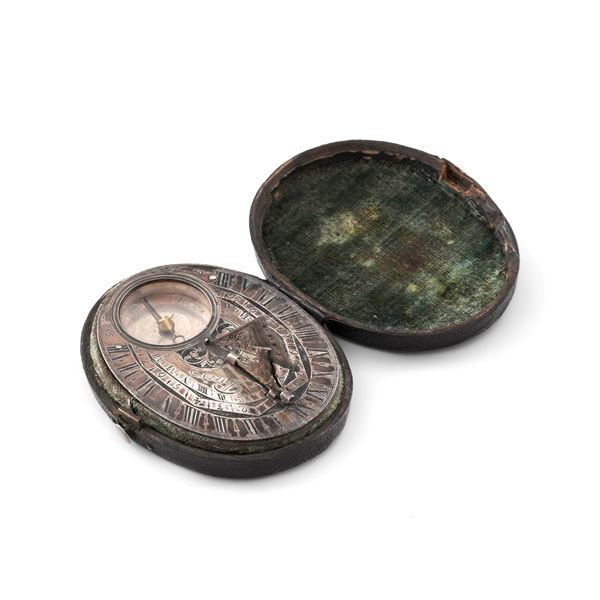 Orologio solare in argento tipo "Butterfield". Firmato Le Fevre a Paris. XVIII secolo