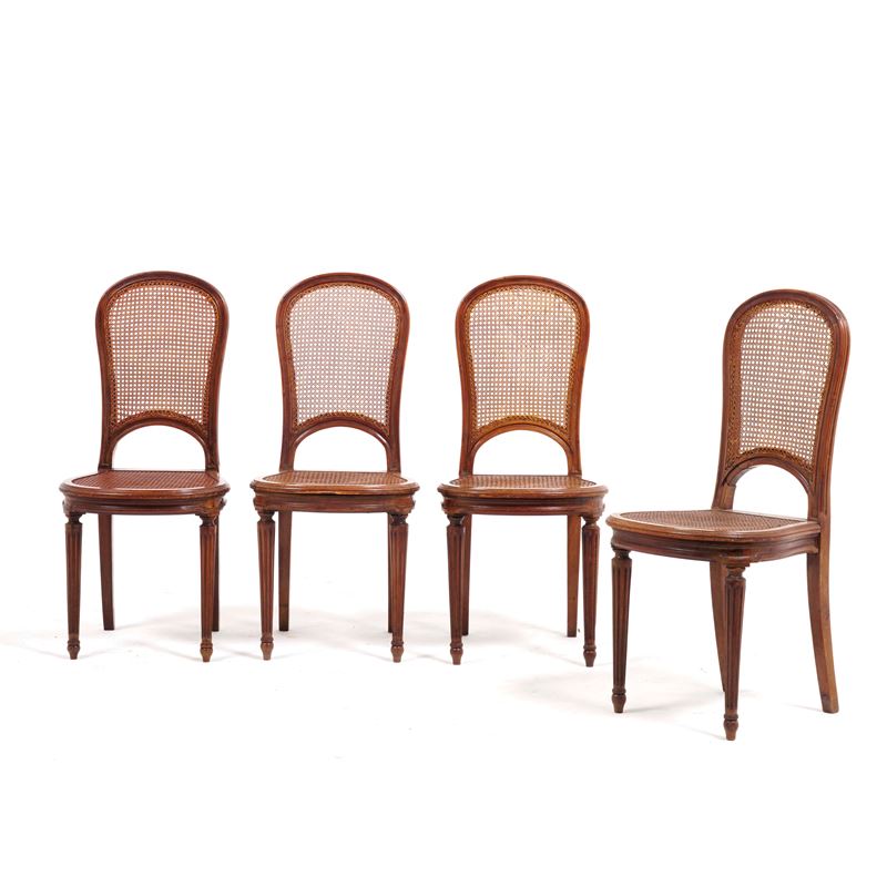 Quattro sedie in legno  - Asta Antiquariato - Cambi Casa d'Aste